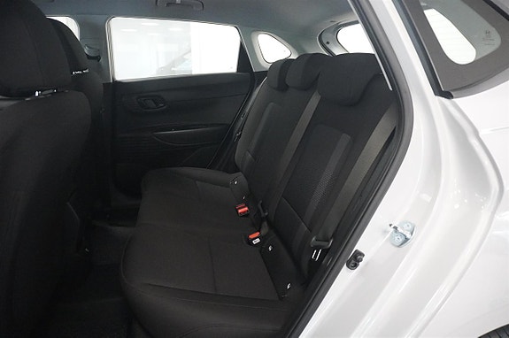 Hyundai i20 8 of 14