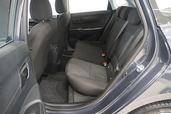 Hyundai i20 6 of 10