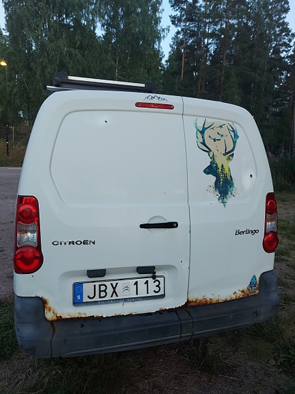 Citroen Berlingo minicamper med solpanel 13 of 15