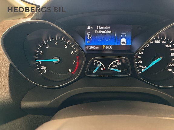 Ford C-Max 10 of 18