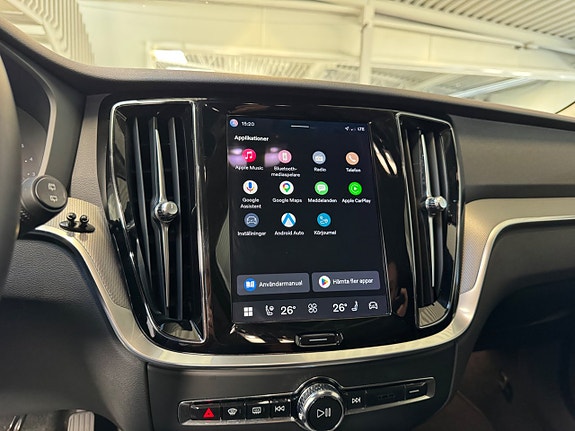 Volvo V60 Cross Country 17 of 20