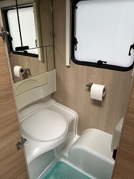 Adria Adora 502 UL 3 of 6