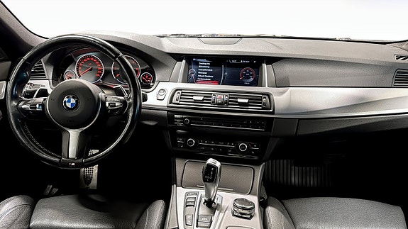 BMW 520d 4 of 10