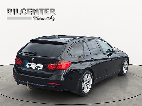 BMW 318d 5 of 18