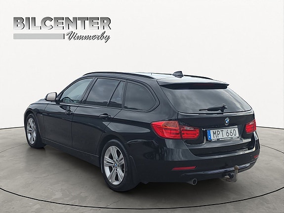 BMW 318d 4 of 18