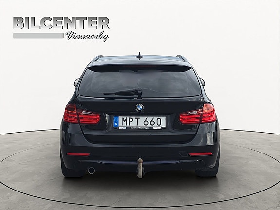 BMW 318d 6 of 18