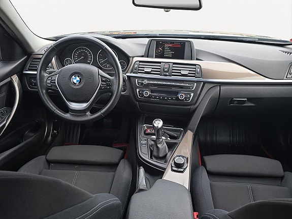 BMW 318d 10 of 18
