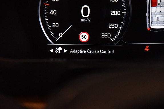 Volvo XC90 27 of 30