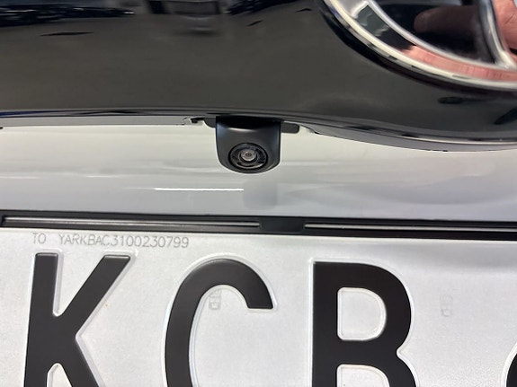 Toyota Yaris 13 of 16