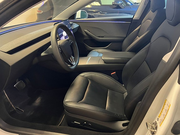 Tesla Model 3 5 of 22