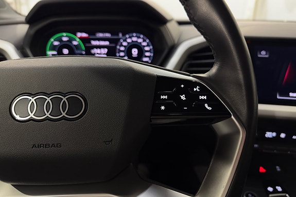 Audi Q4 e-tron 13 of 27