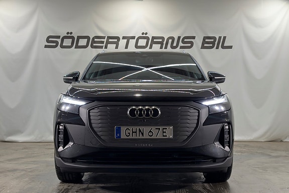Audi Q4 e-tron 4 of 27