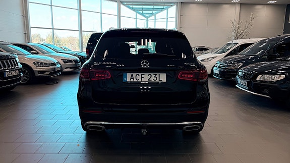 Mercedes-Benz GLC300 de 5 of 22