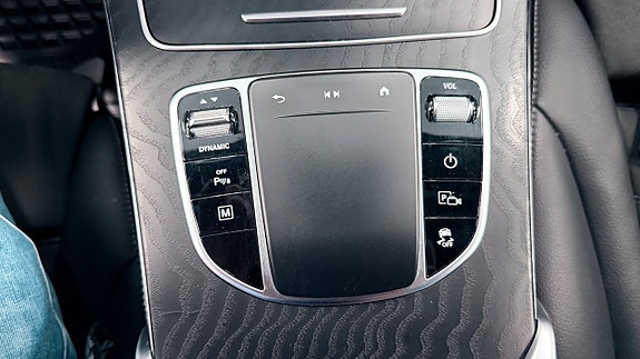 Mercedes-Benz GLC300 de 21 of 22