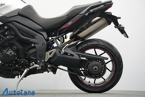 Triumph Tiger Sport 1050 *Nyservad & Nya Däck, Värmehandtag 15 of 27
