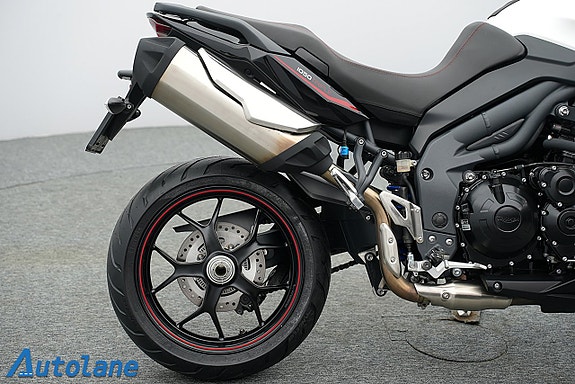 Triumph Tiger Sport 1050 *Nyservad & Nya Däck, Värmehandtag 10 of 27