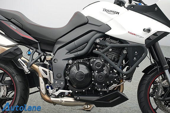Triumph Tiger Sport 1050 *Nyservad & Nya Däck, Värmehandtag 11 of 27
