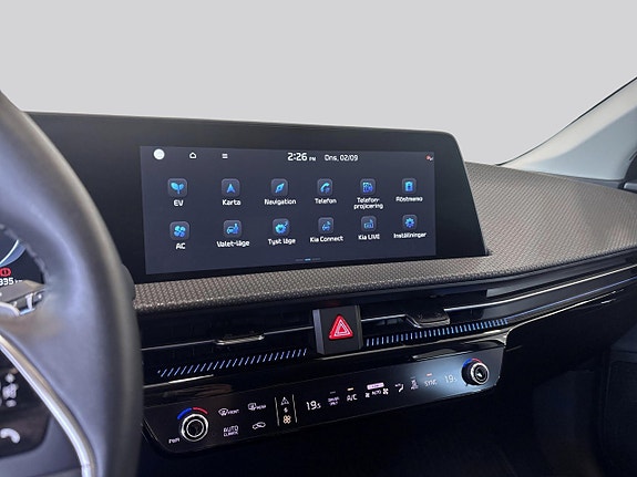 Kia EV6 11 of 16