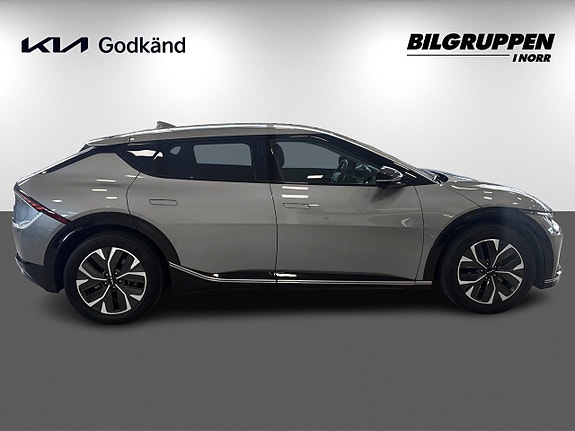 Kia EV6 4 of 16