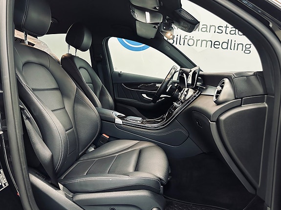 Mercedes-Benz GLC220 d 9 of 12