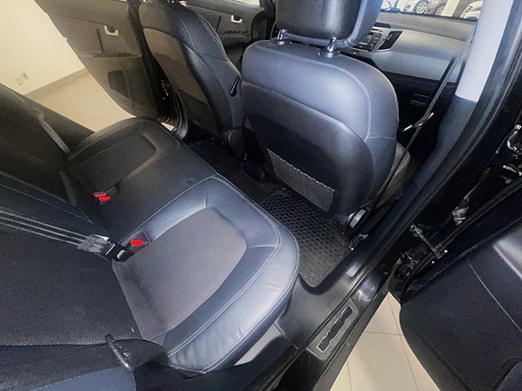 Kia Sportage 10 of 10
