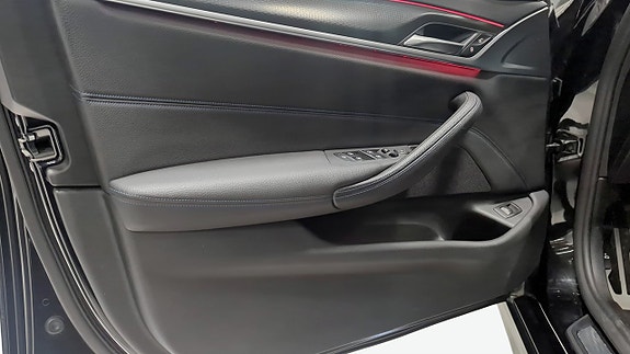 BMW 520 11 of 12