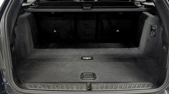 BMW 520 10 of 12