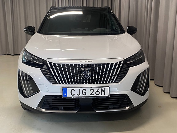 Peugeot 2008 3 of 13