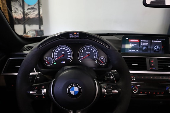 BMW M4 17 of 30