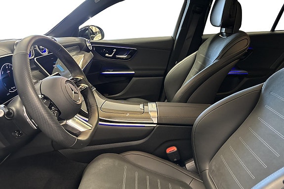 Mercedes-Benz GLC300 de 14 of 23