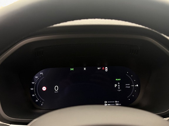 Volvo XC60 18 of 30