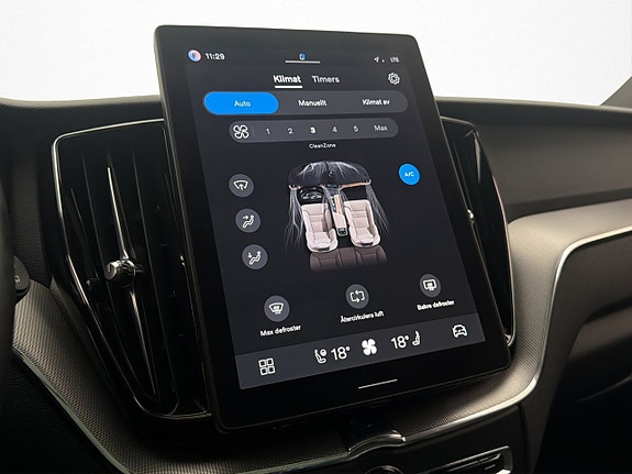 Volvo XC60 24 of 30