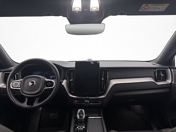 Volvo XC60 15 of 30