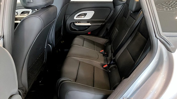 Mercedes-Benz CLA200 5 of 8