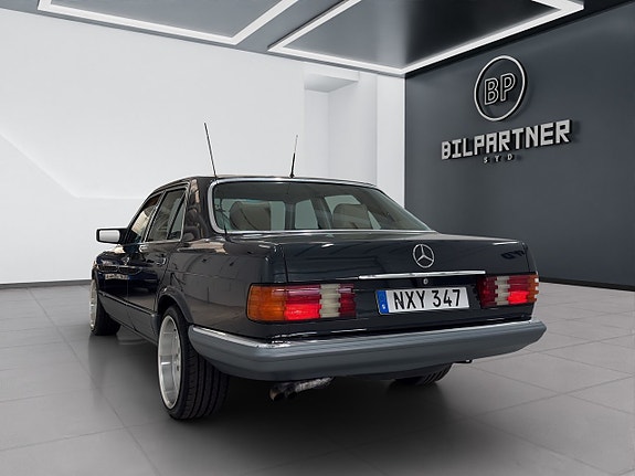 Mercedes-Benz S580 e 6 of 16