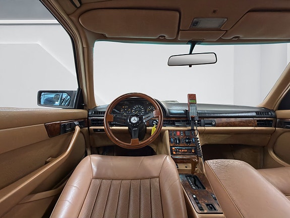 Mercedes-Benz S580 e 11 of 16