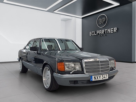 Mercedes-Benz S580 e 2 of 16