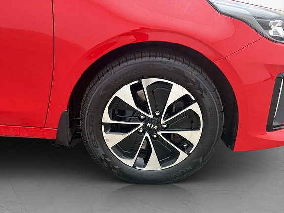 Kia Ceed 24 of 24