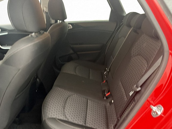 Kia Ceed 10 of 24