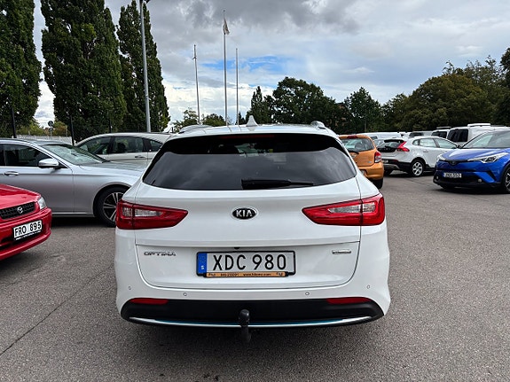Kia Optima 8 of 15