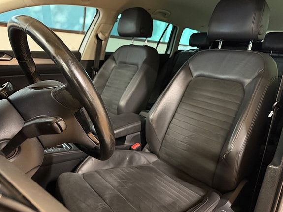 Volkswagen Passat 9 of 19