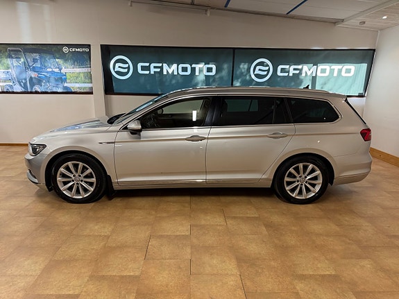 Volkswagen Passat 4 of 19