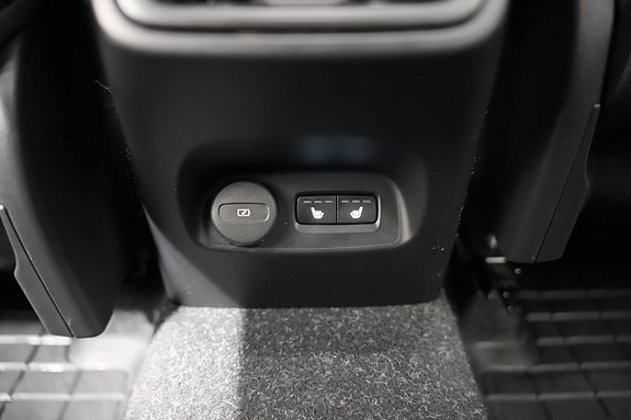 Volvo XC40 23 of 26