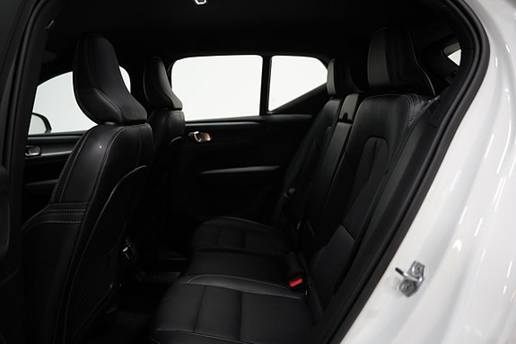 Volvo XC40 22 of 26