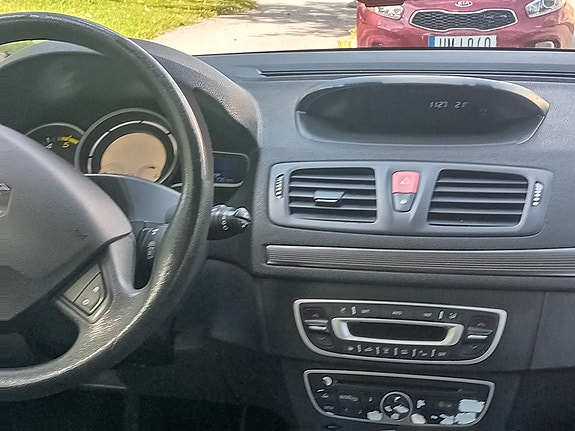 Renault Megane III 5 of 5