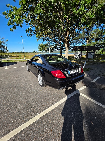 Mercedes-Benz CL500 6 of 8