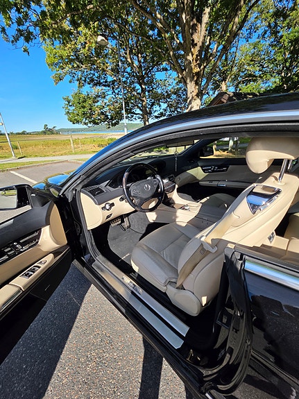Mercedes-Benz CL500 3 of 8