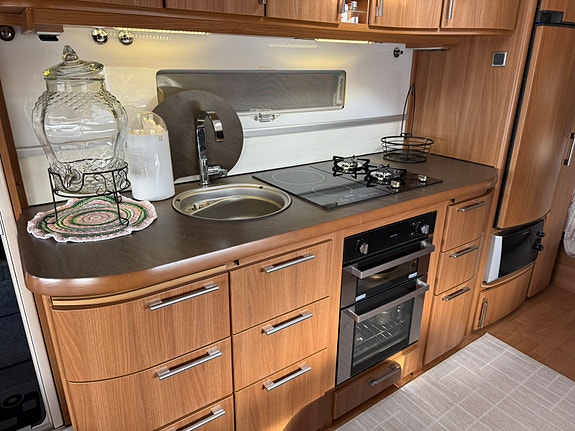 KABE Royal Hacienda 880 ETDL 4 of 18