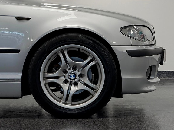 BMW 320 10 of 19