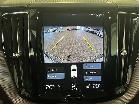 Volvo XC60 25 of 27